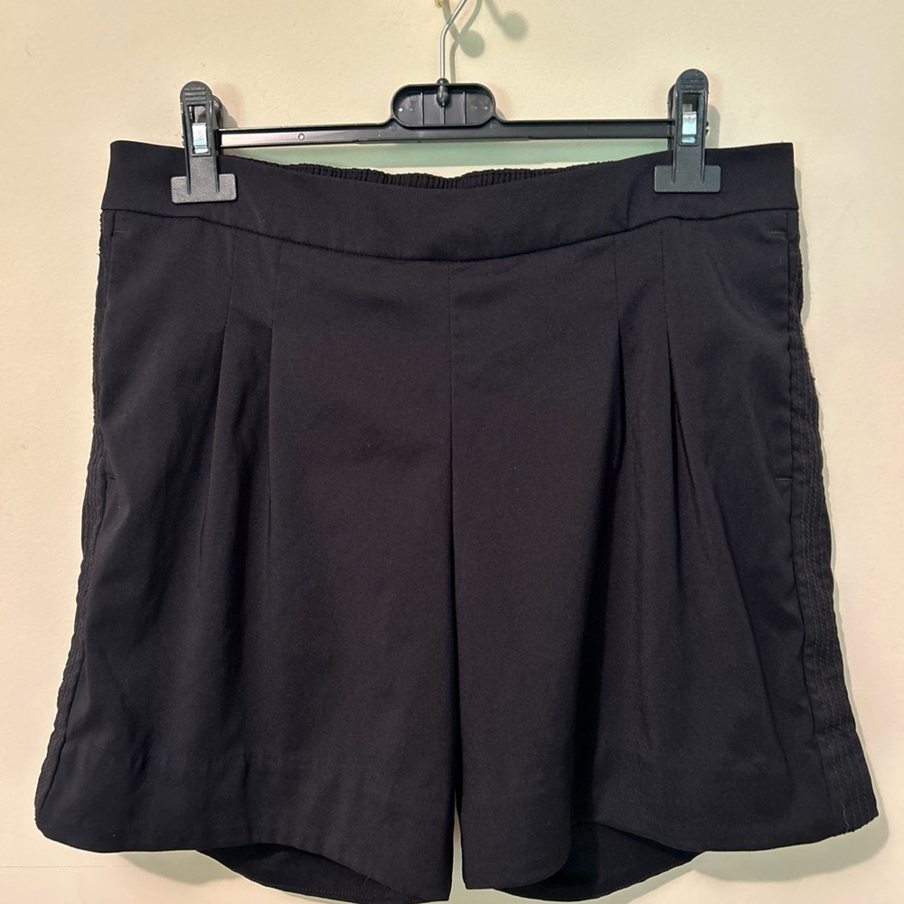 Nike Shorts Women's Medium Elastic Drawstring Waist Activewear Athleisure